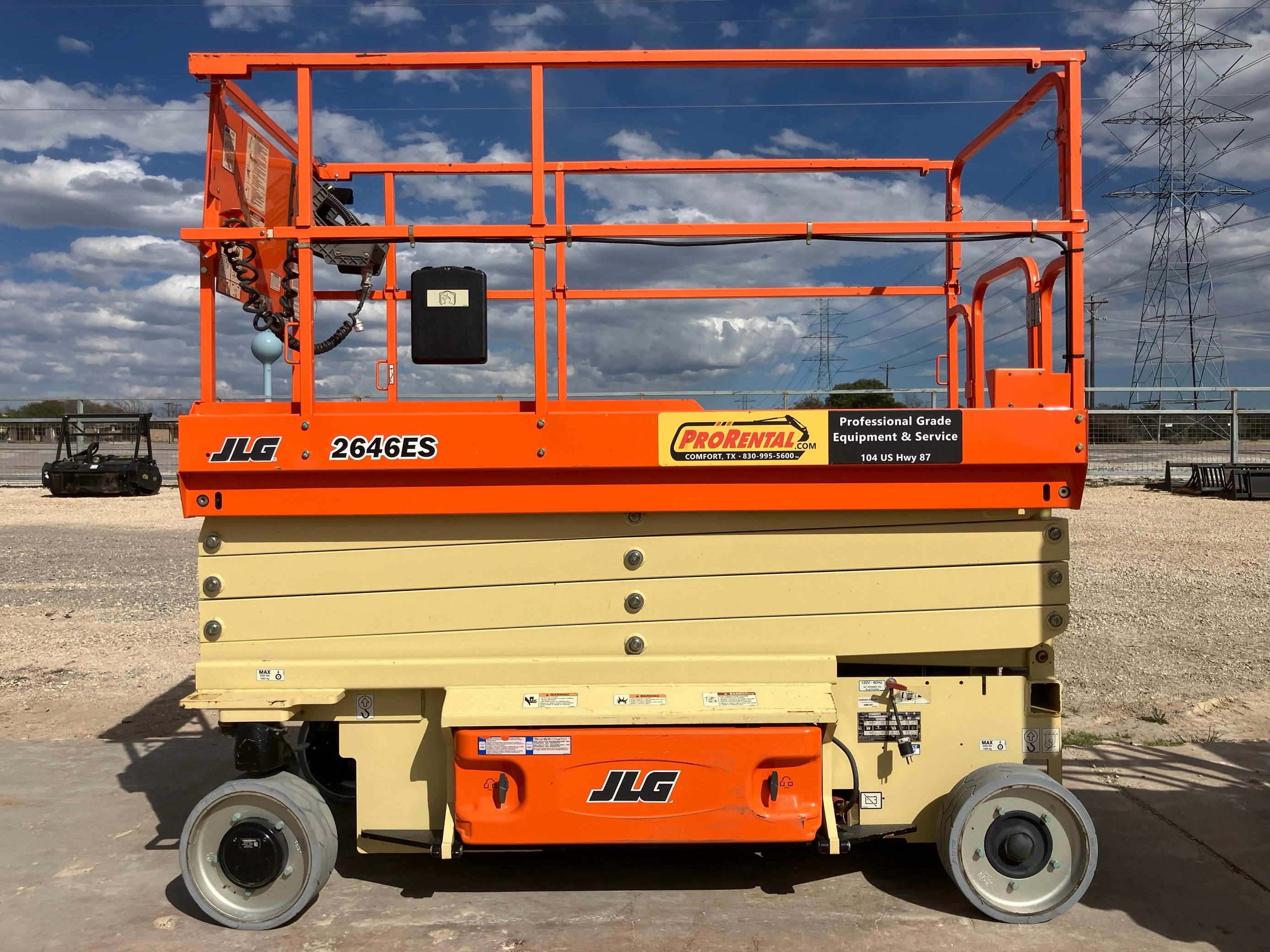 JLG 2646ES Electric Scissor Lift — 26’ Platform Height, 1,000LB Capacity, 32’ Working Height, 46” Wide, Indoor/Outdoor Rated