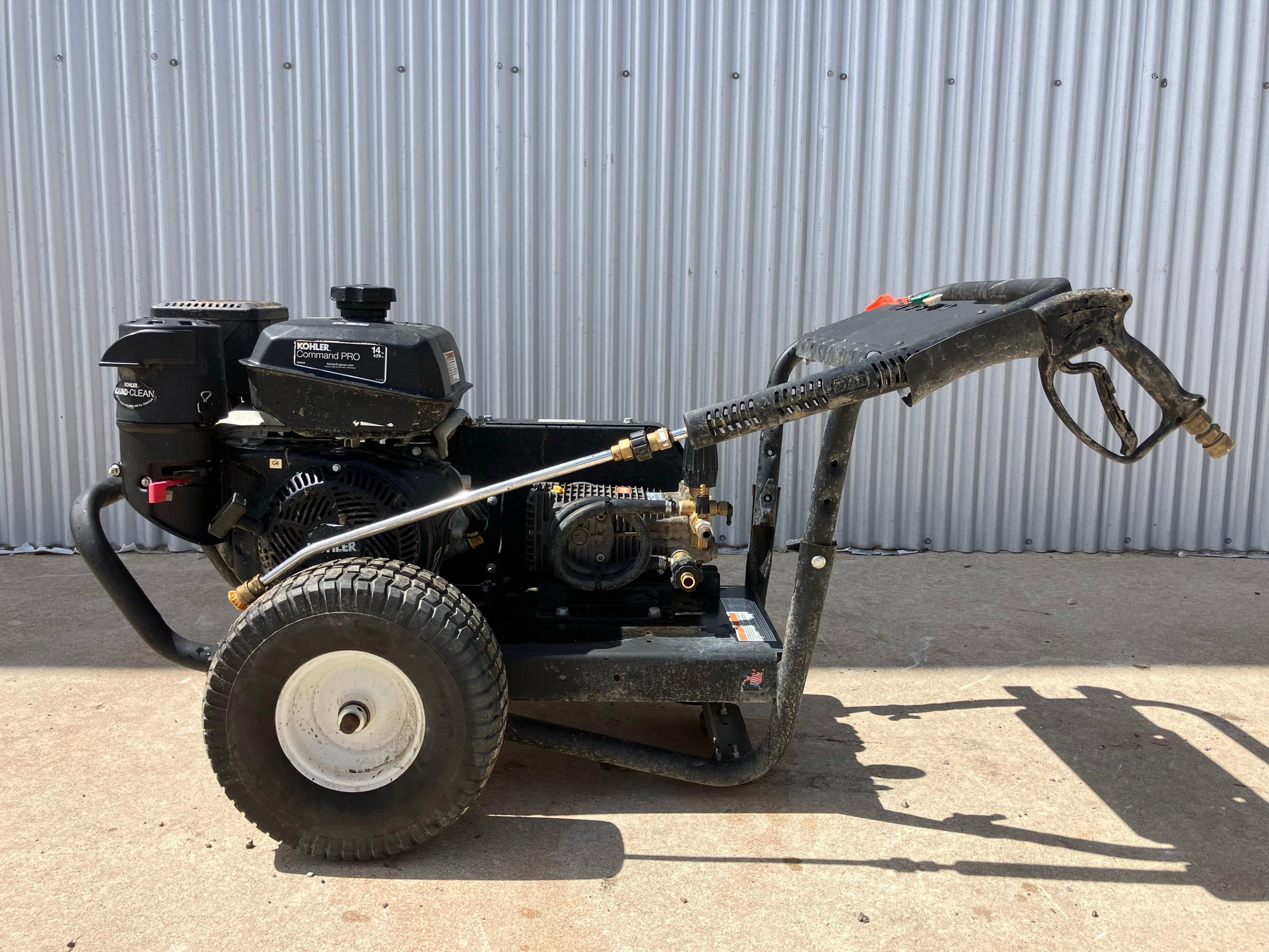 NorthStar 4000 PSI 3.5 GPM Gas Cold Water Pressure Washer with NorthStar Engine & Belt Drive