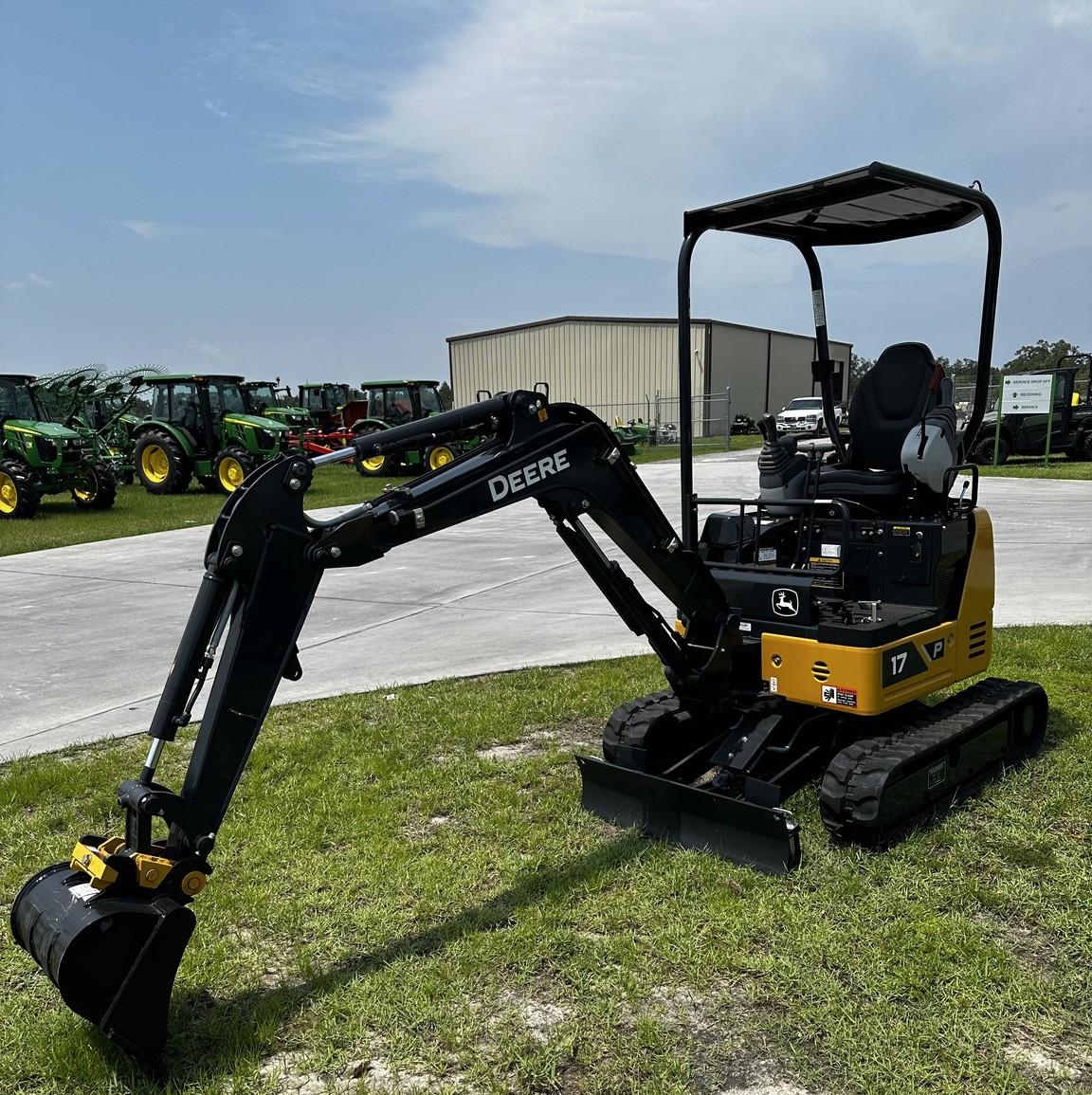 2024 JD 17P Mini Excavator w/ Thumb