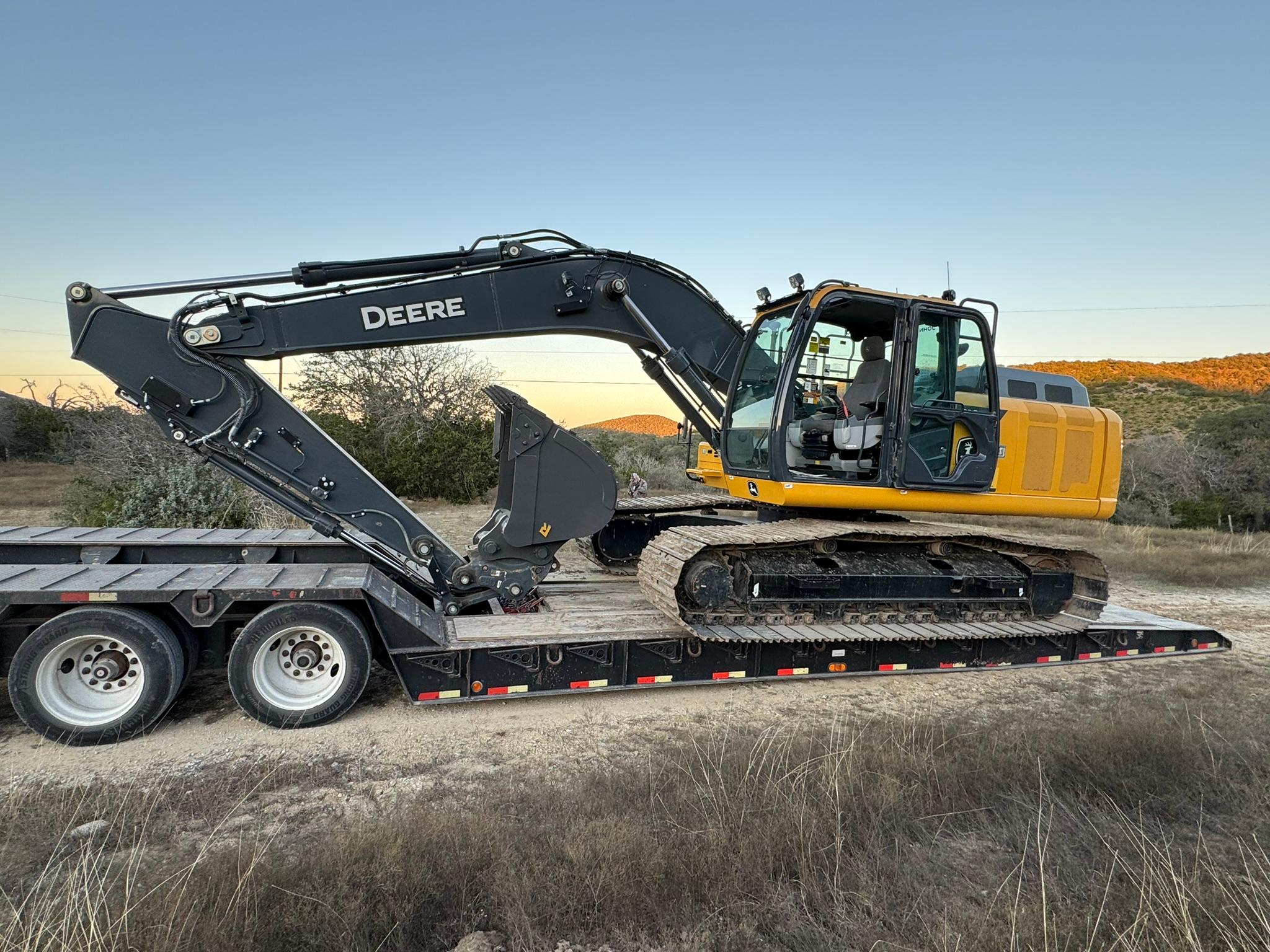 2024 John Deere 210G LC 159HP Excavator w/ Thumb
